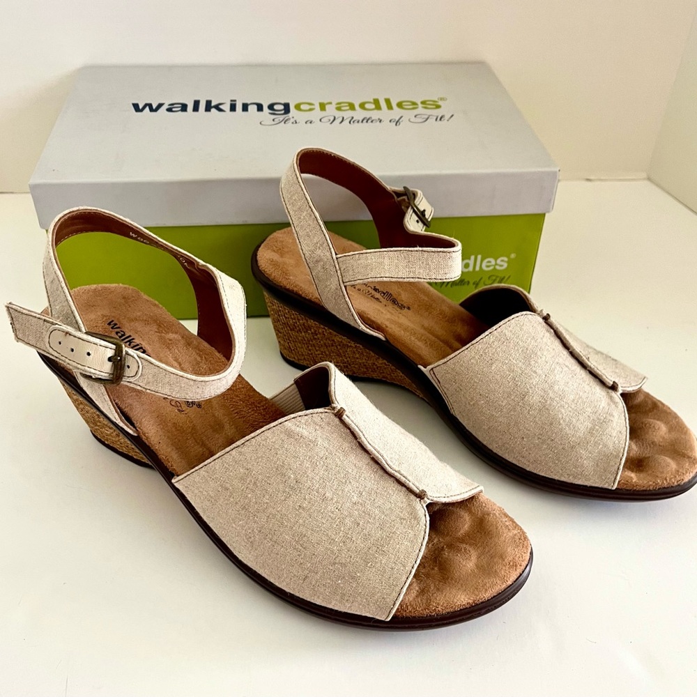WALKING CRADLES LUCCA SANDAL NATURAL FABRIC (WOMEN'S) 10 N